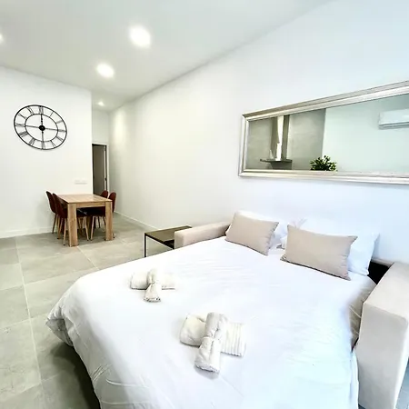 Urban Escape - Comfort Meets Luxury Appartamento *