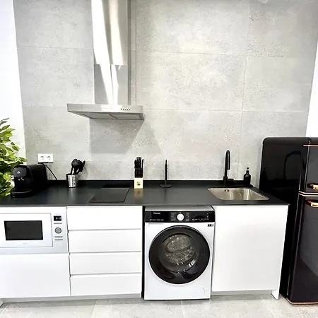 Urban Escape - Comfort Meets Luxury Valencia