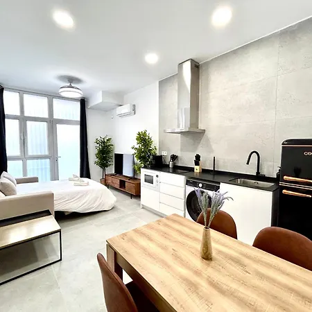 Urban Escape - Comfort Meets Luxury Apartamento Valencia