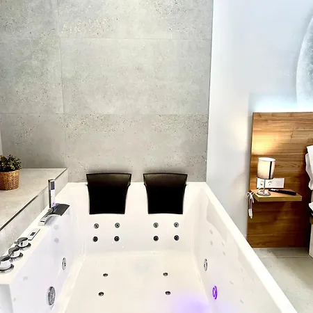 Urban Escape - Comfort Meets Luxury Apartamento *