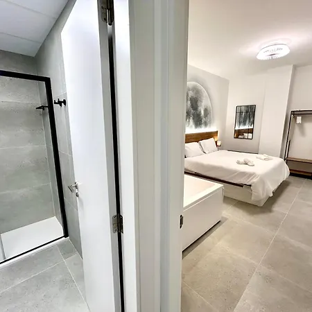 Urban Escape - Comfort Meets Luxury Valencia