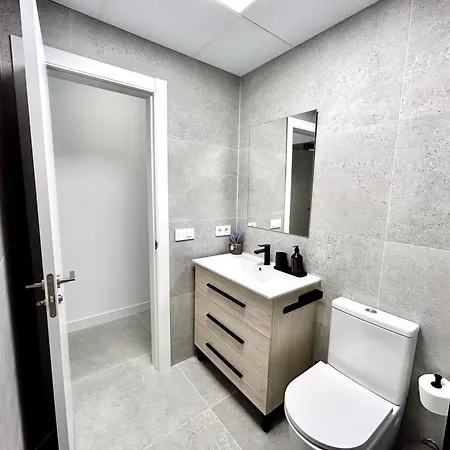 Apartment Urban Escape - Comfort Meets Luxury *